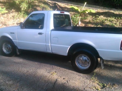 Ford ranger del 2000 $3650