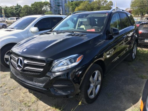 GLE 350 NEGRA CON CREMA