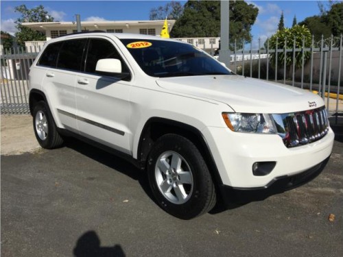 GRAND CHEROKEE 2012 AUT. V6 32k MILLAS