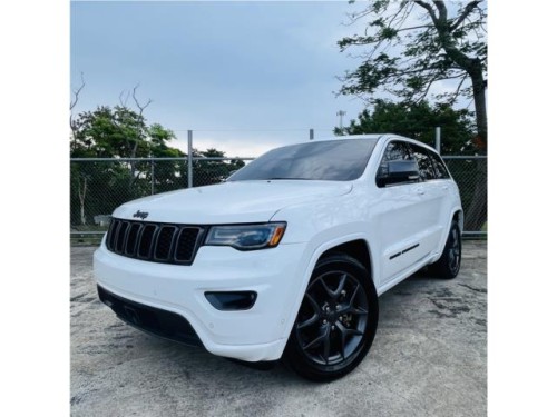 GRAND CHEROKEELIMITED2021SOLO 18700 MILLAS