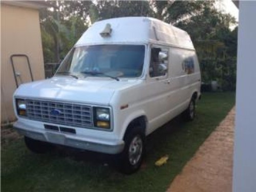 GUAGUA DE MANTECADOS FORD VAN ECONOLINE 1989