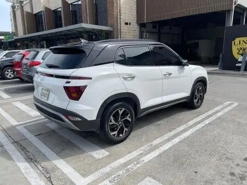 HYUNDAI CANTUS DOBLE TONO 2022