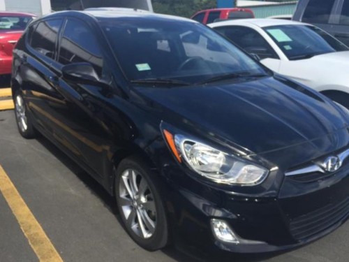 HYUNDAI ACCENT 2013 PAGA $298