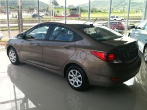 HYUNDAI ACCENT 2014