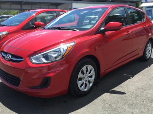 HYUNDAI ACCENT 2015 COMO NUEVO 