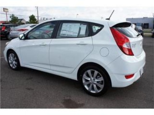 HYUNDAI ACCENT2013