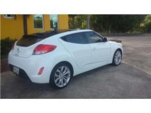 HYUNDAI VELOSTER AUTOMATICO FULL POWER