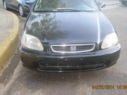 Honca civic 1998 negro 