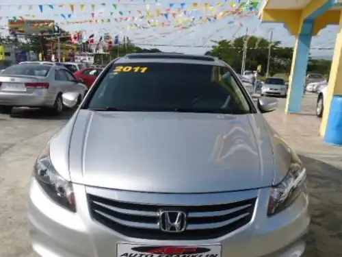 Honda Accord  2011