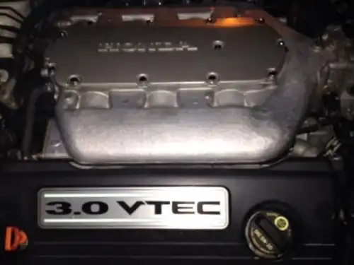 Honda Accord 2005 Blanco V6 Full Blanco 