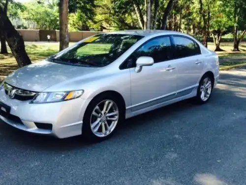 Honda CIvic 2009 Lx 70mil millas 