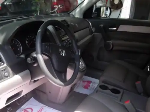 Honda CR-V LX 2011