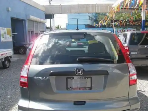 Honda CR-V LX 2011