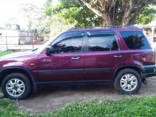 Honda CRV 2000 rojovino Exelente condicion 295 