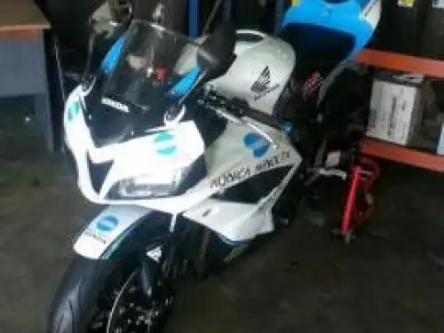 Honda CRV 2007 600rr 