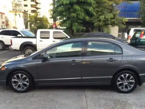 Honda Civic  2010