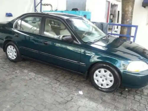 Honda Civic, 1998 Verde metalico 