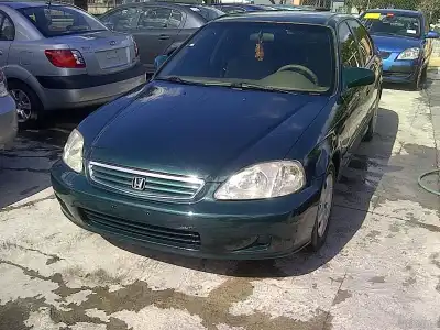 Honda Civic 2000 Americano