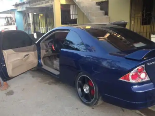 Honda Civic 2002 Coupe. Automatico 