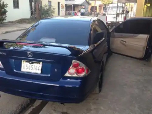 Honda Civic 2002 Coupe. Automatico 