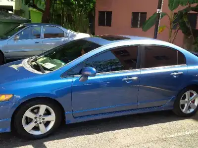 Honda Civic 2006 Como Nuevo