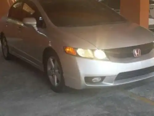Honda Civic 2006 EX gris plata 
