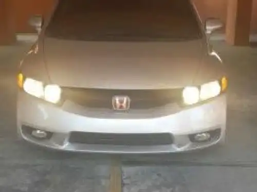 Honda Civic 2006 EX gris plata 