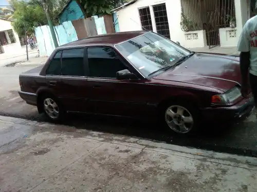 Honda Civic Cola De Pato