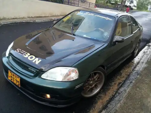 Honda Civic Coupe 2000,