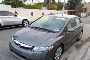 Honda Civic LX 2010