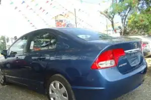 Honda Civic LX 2010