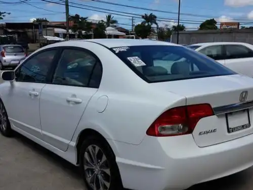 Honda Civic LX 2010