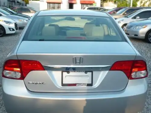 Honda Civic LX 2011