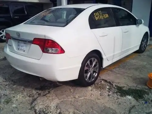 Honda Civic LX 2011