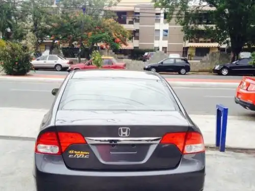 Honda Civic LX 2011