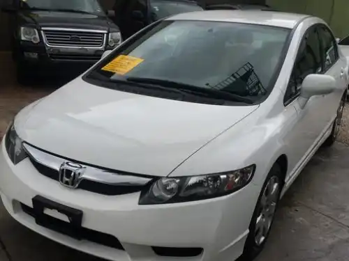 Honda Civic LX 2011