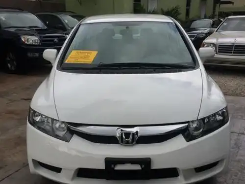 Honda Civic LX 2011