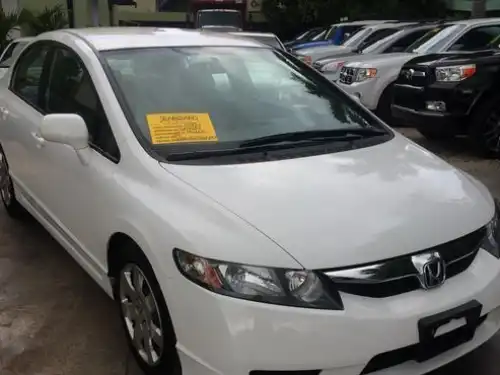 Honda Civic LX 2011