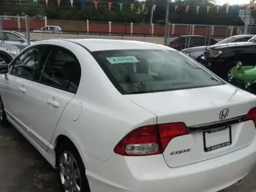 Honda Civic LX 2011