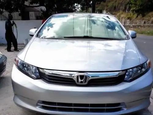 Honda Civic LX 2012