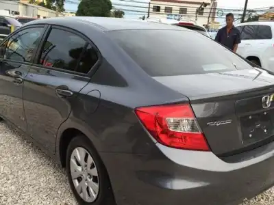 Honda Civic LX 2012