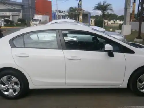 Honda Civic LX 2013