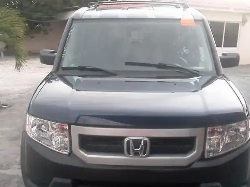 Honda Element  2010