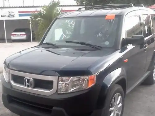 Honda Element  2010