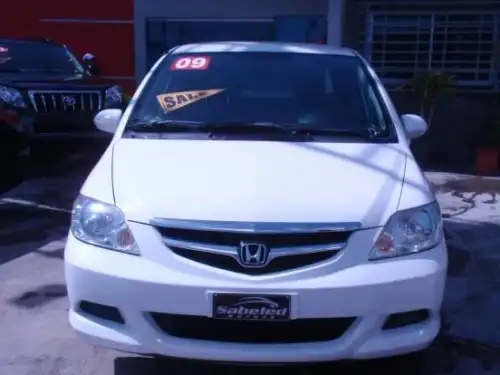 Honda Fit Arias 2009