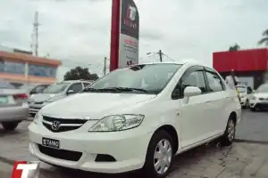 Honda Fit Arias 2009