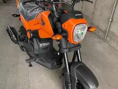 Honda Navi 2022 Naranja