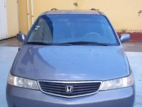 Honda Odyssey 2000 Gris Gas