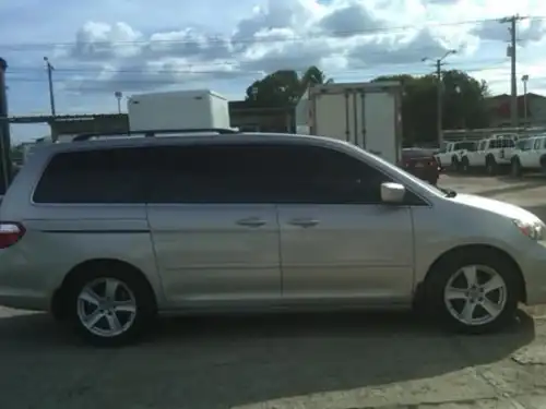 Honda Odyssey Touring 2005