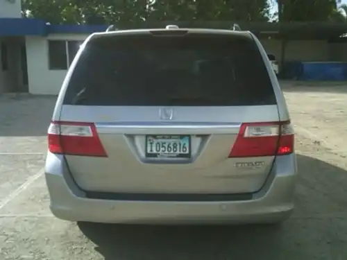 Honda Odyssey Touring 2005